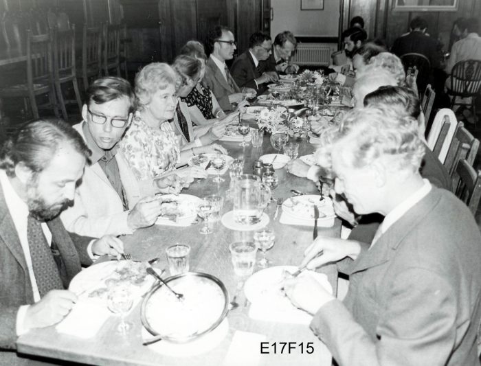 E17F15.jpg