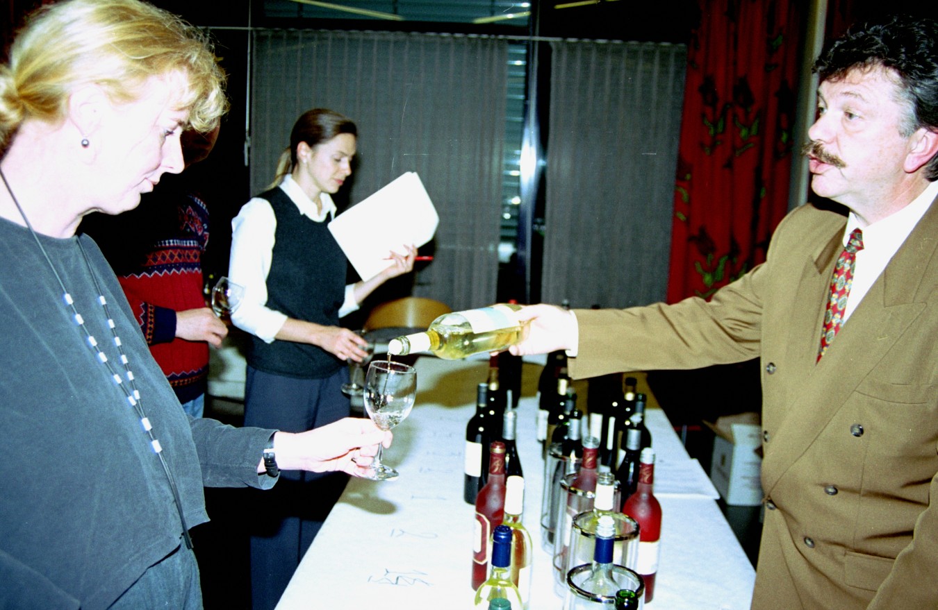 2001wijn10